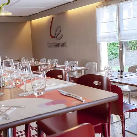 Hotel Campanile 3*